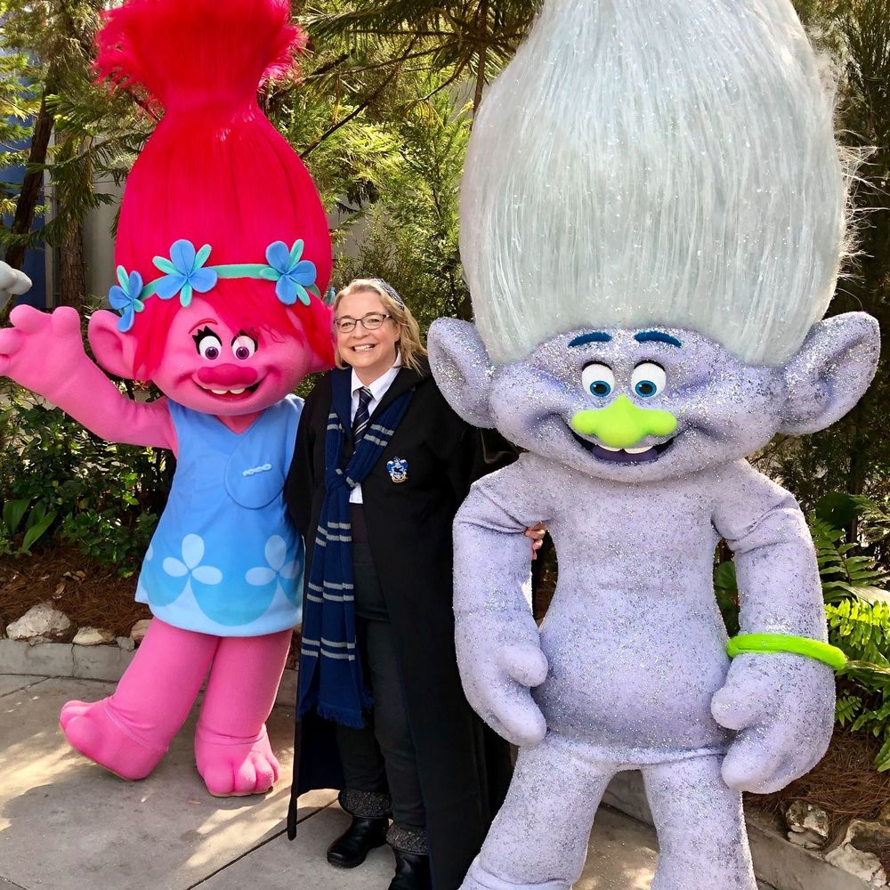 Meet your Posher, Dawn